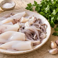 Calamars sautés à l’ail et au persil