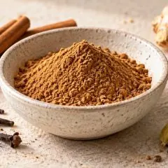 Épices à speculoos avec cannelle, girofle et cardamome