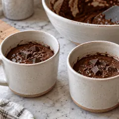 Mug cake au chocolat au micro-ondes
