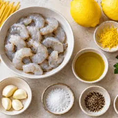 Pâtes aux crevettes, ail et citron