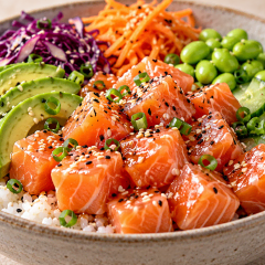 Poké bowl au saumon