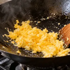 Riz frit aux œufs